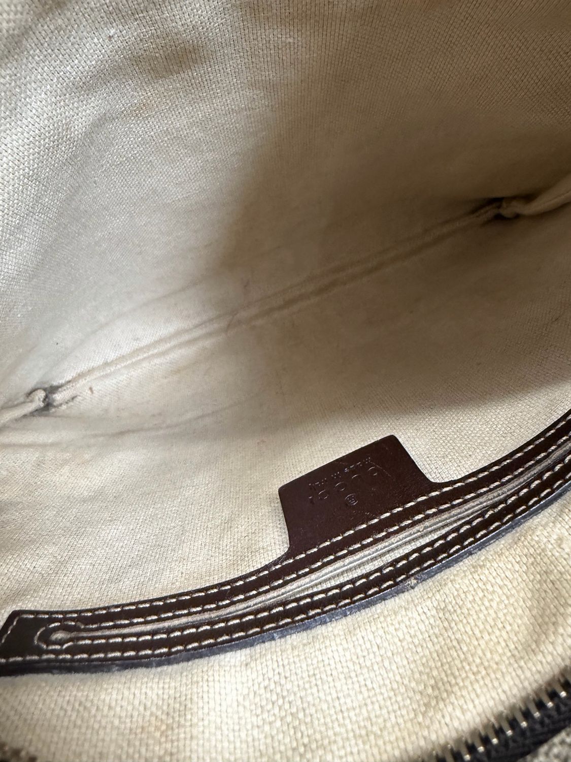 Gucci Front Zip Supreme Plus Messenger Crossbody