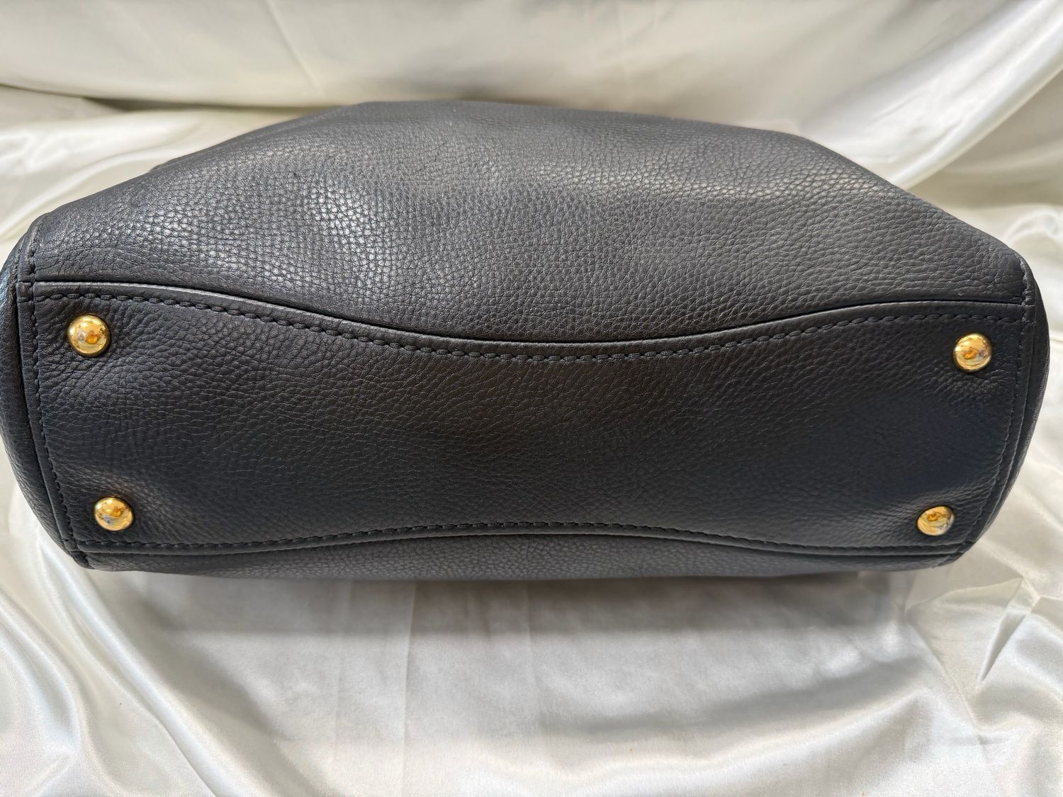 Miu Miu Soft Leather Double Zipper Crossbody Messenger Sling