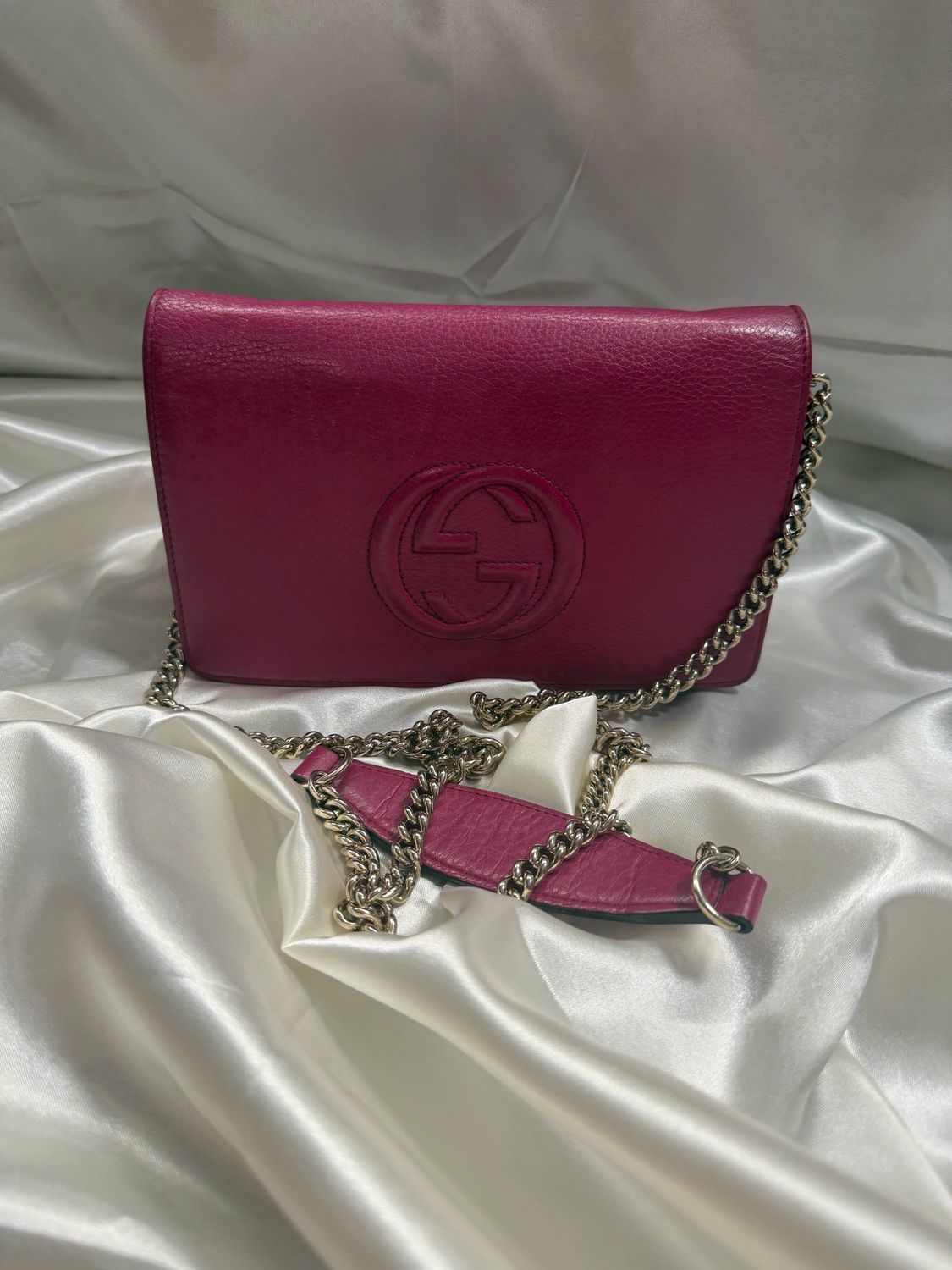 Gucci Pebbled Leather Flap Wallet On Chain Sling Crossbody