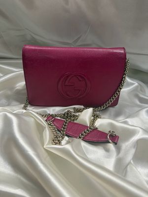 Gucci Pebbled Leather Flap Wallet On Chain Sling Crossbody
