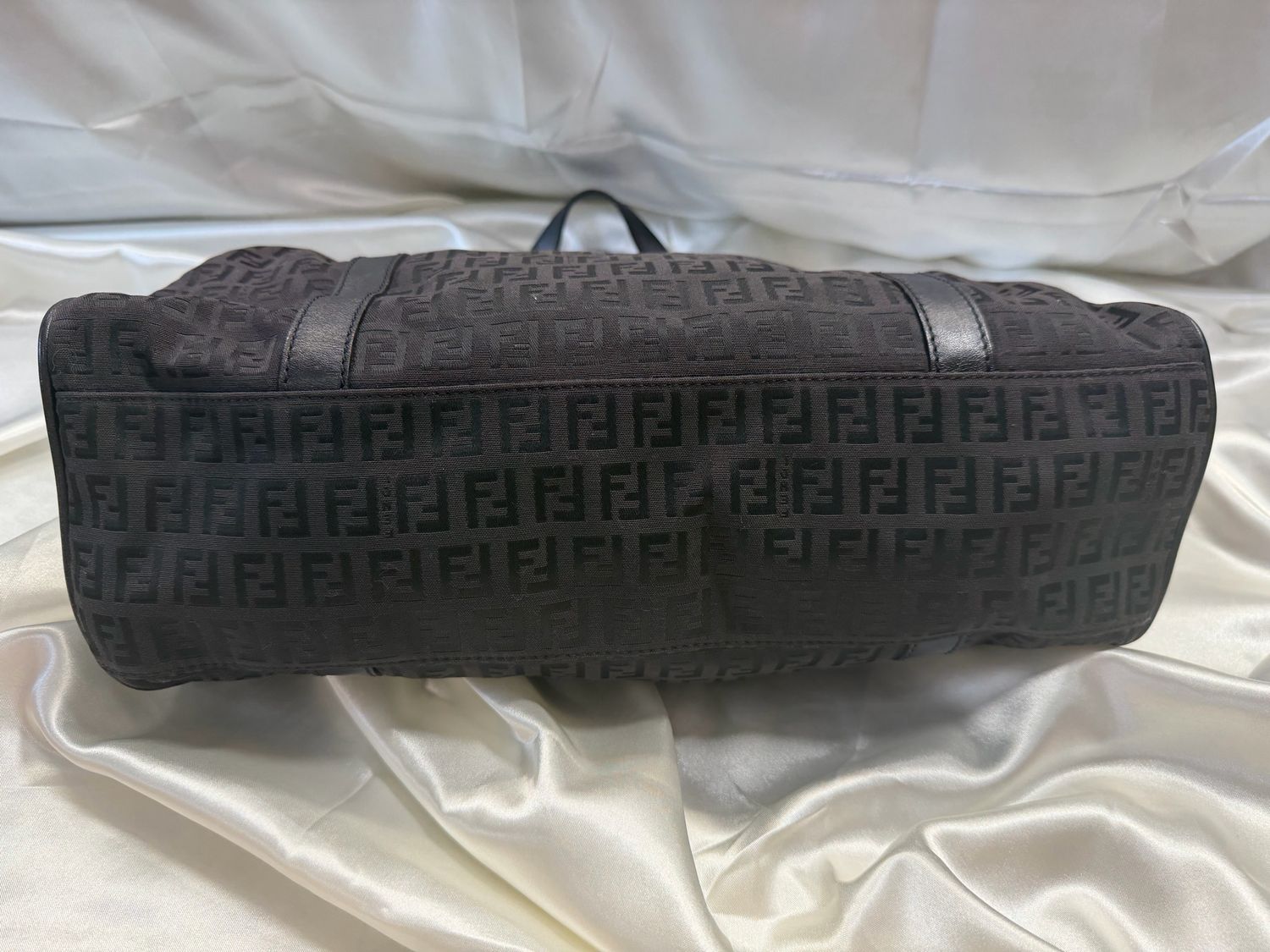 Fendi Zucchino Flap Tote Shoulder Bag in Black