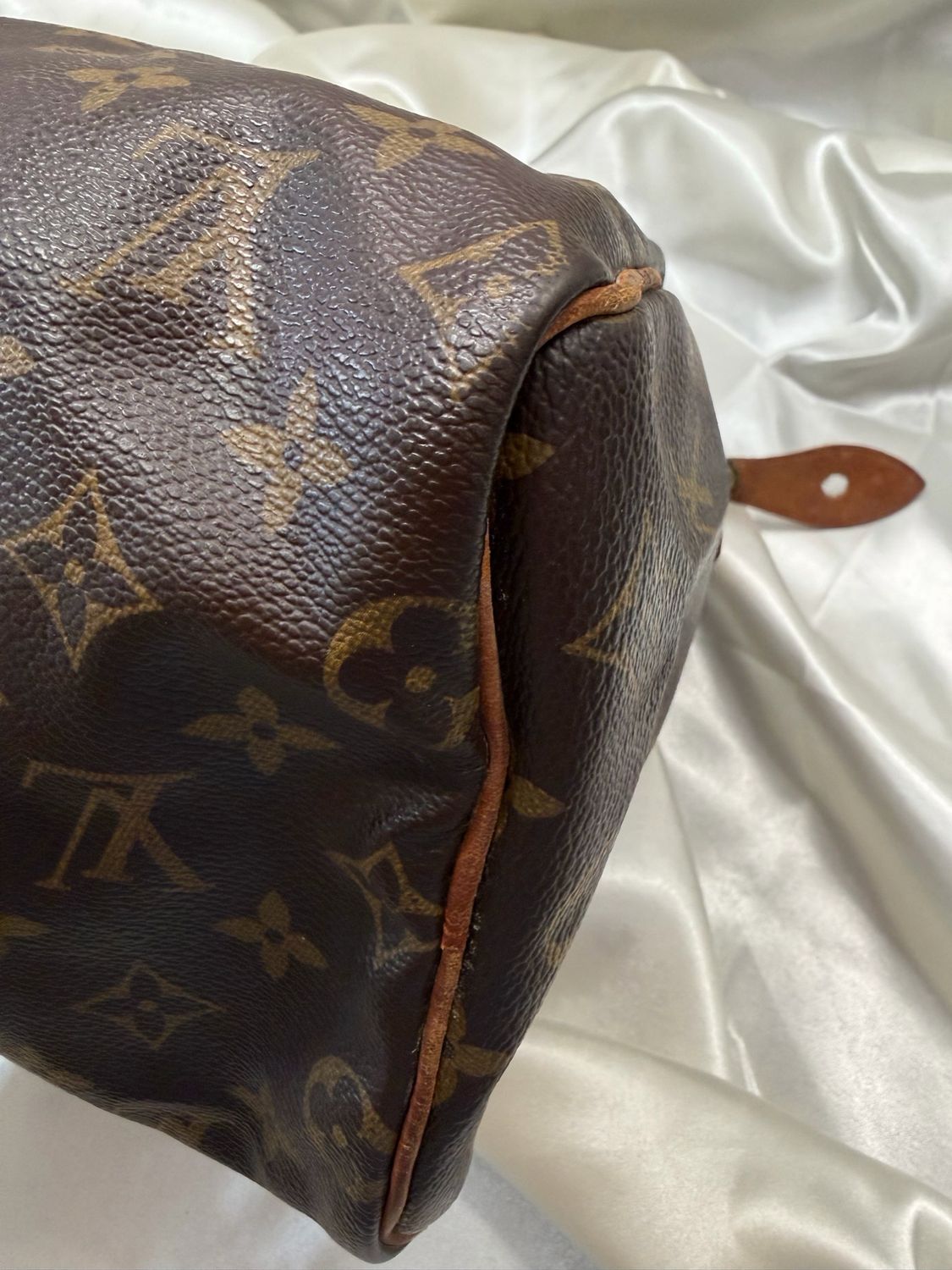 Louis Vuitton Monogram Speedy 25 Satchel Boston Top Handle