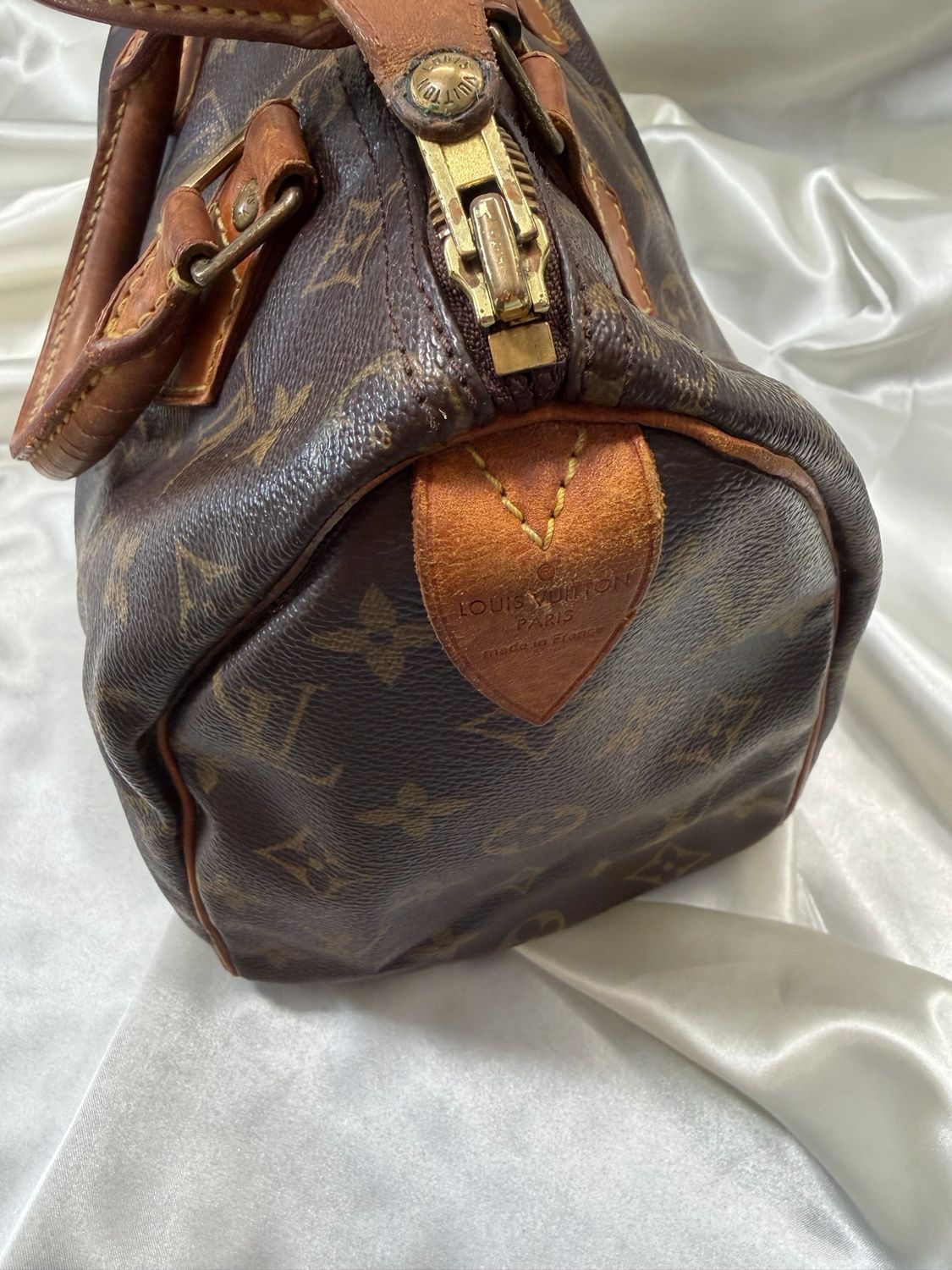 Louis Vuitton Monogram Speedy 25 Satchel Boston Top Handle