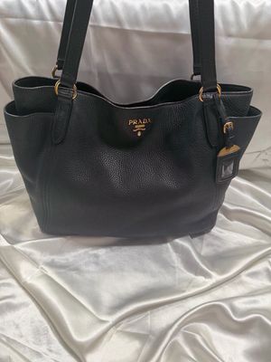 Prada Pebbled Side Pocket Vitello Daino Tote in Black