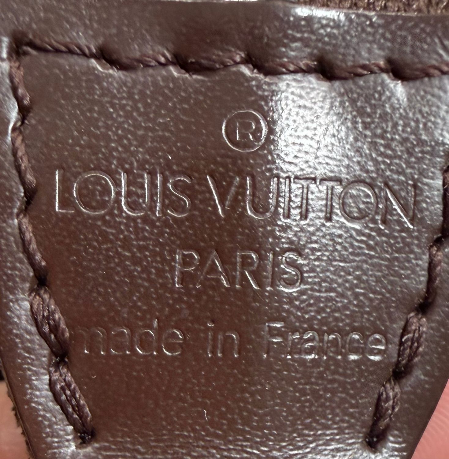 Louis Vuitton Epi Pochette Accesoires Moka Hobo Shoulder
