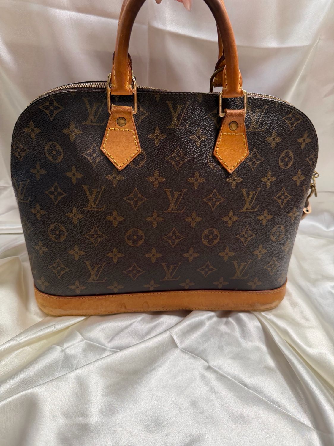 Louis Vuitton Monogram Alma Pm