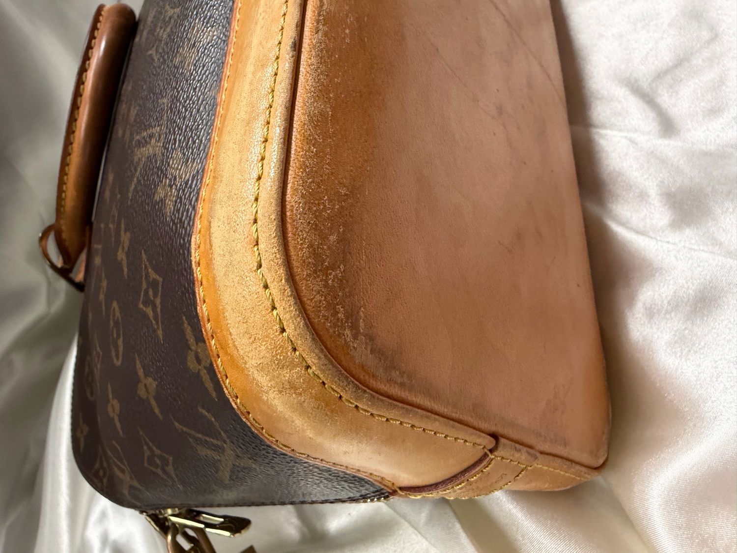 Louis Vuitton Monogram Alma Pm