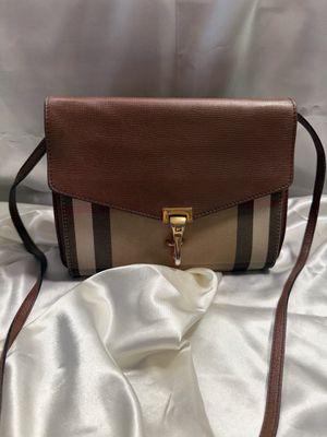 Burberry Derby House Check Macken Crossbody Sling