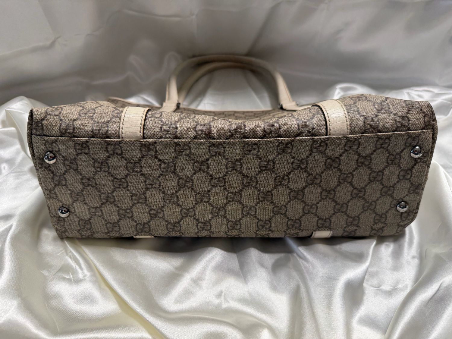 Gucci Monogram Supreme Plus Tote Shoulder Bag
