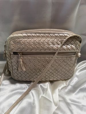 Bottega Veneta Intreciatto Nodini Vintage Camera Bag in Pearlu White Crossbody