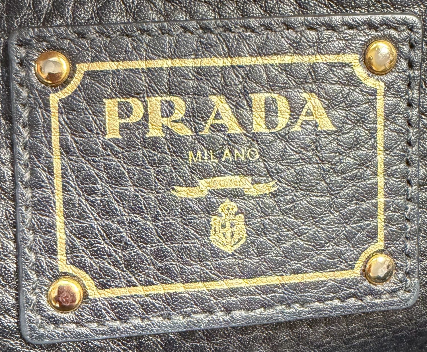 Prada Vitello Daino Convertible Messenger Crossbody in Black