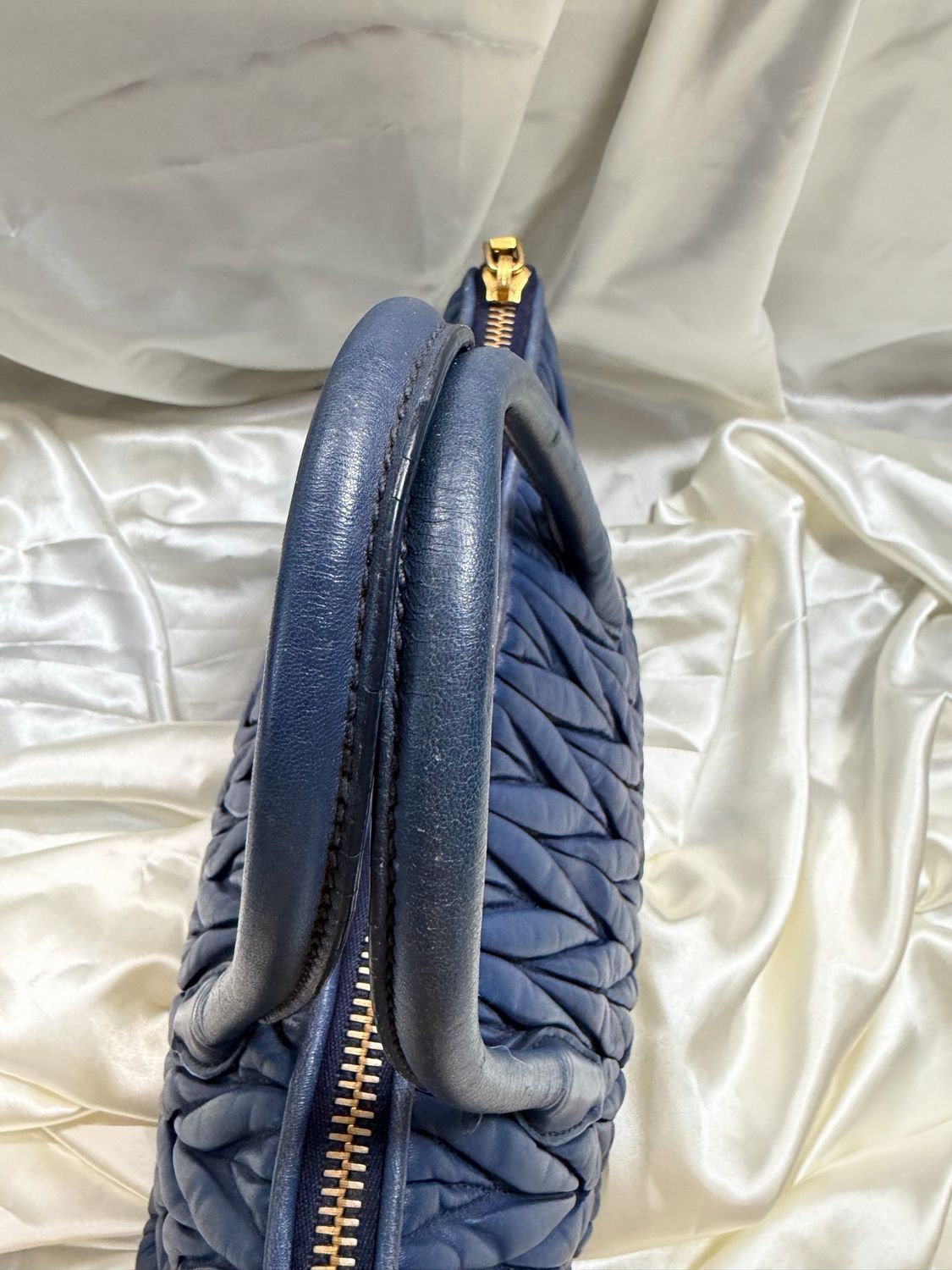 Miumiu Matelasse Crossbody Sling in Navy Blue