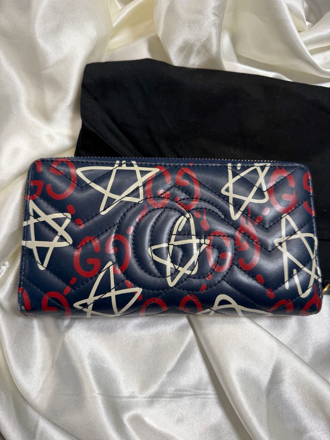 Gucci Marmont Quilted Zip Around Blue Agata Hibiscus Red