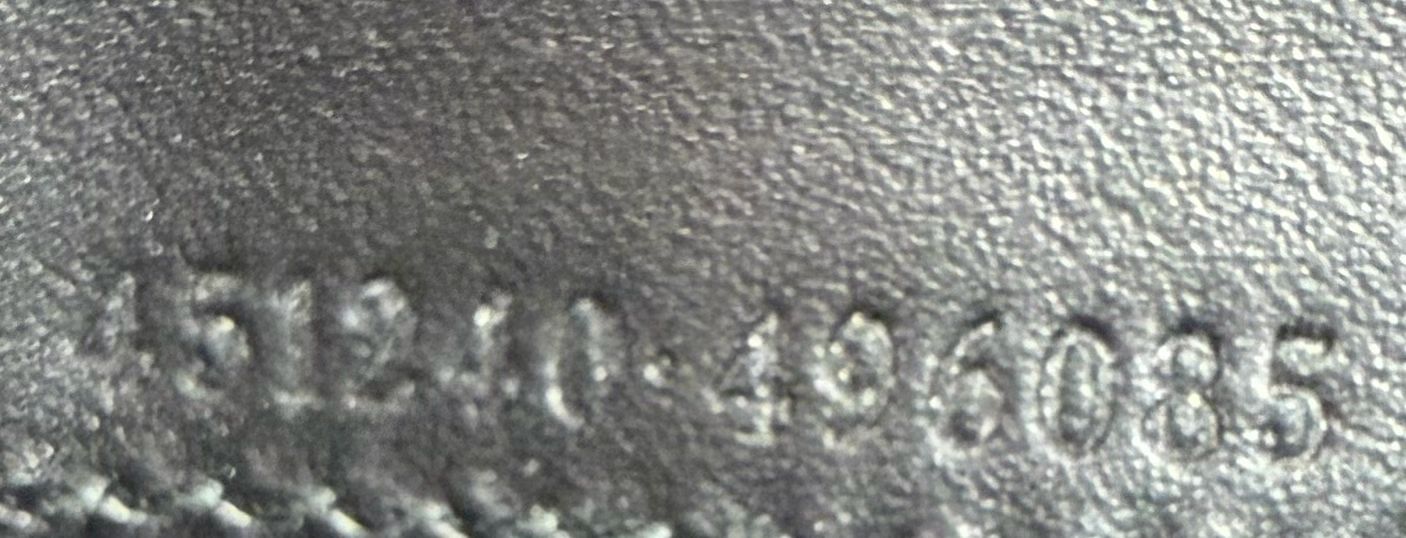 Gucci Monogram Supreme Mens Bifold Flap Wallet