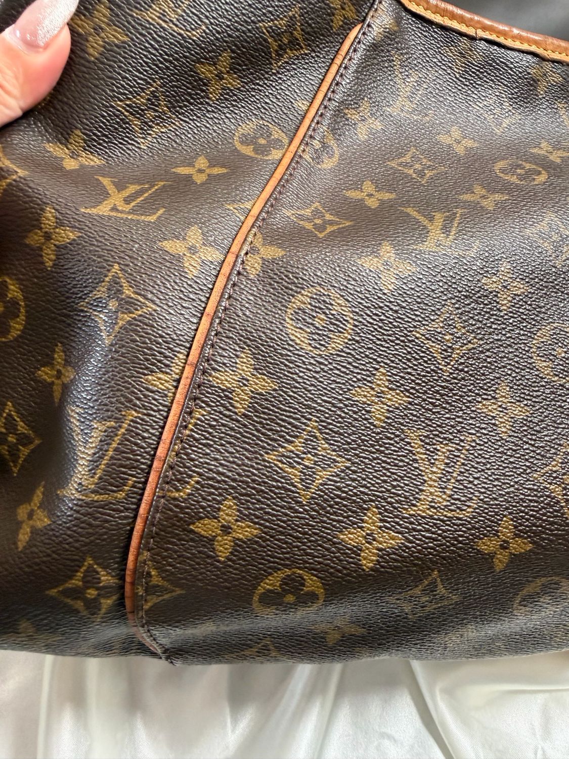 Louis Vuitton Galliera Pm Hobo Shoulder Bag