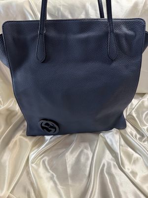Gucci Pebbled Grainy Leather Swing Tote in Navy Blue