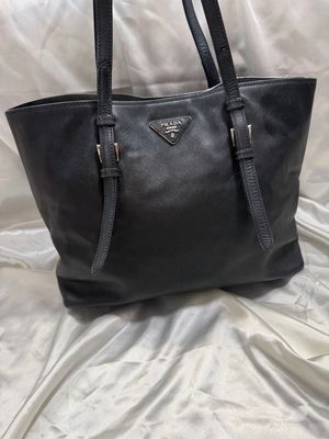 Prada Saffiano City Tote Shoulder in Black