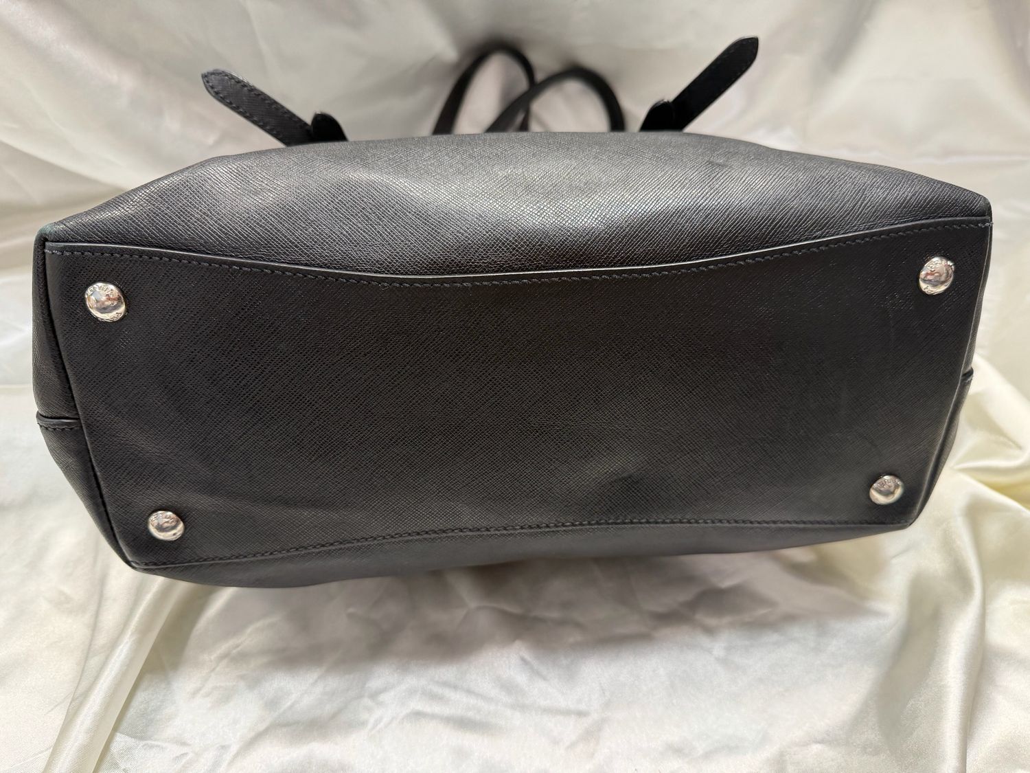 Prada Saffiano City Tote Shoulder in Black