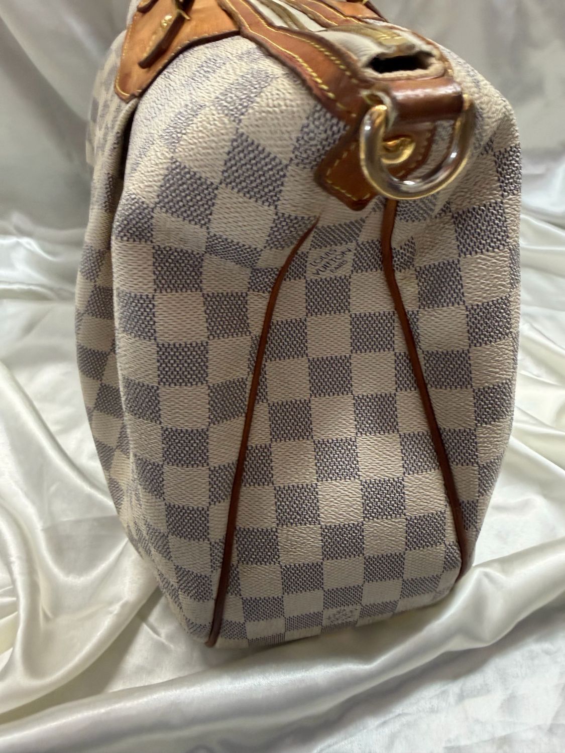 Louis Vuitton Damier Azur Siracusa Gm Sling