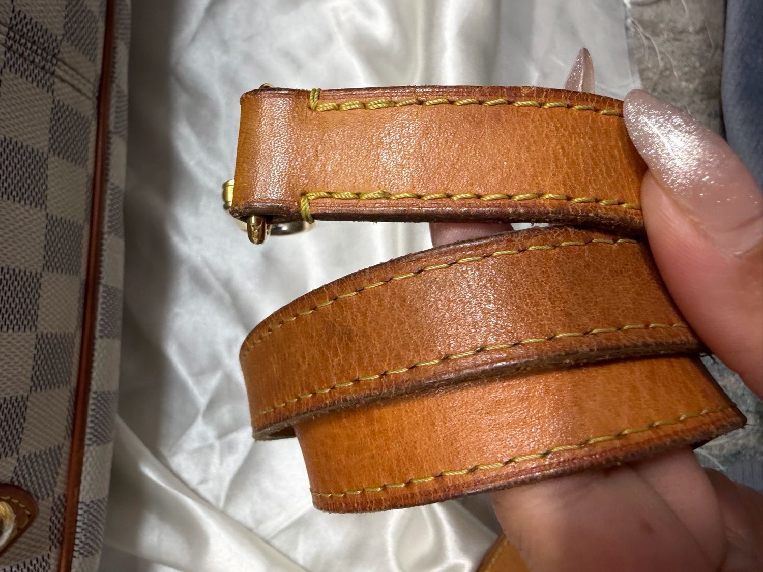 Louis Vuitton Damier Azur Siracusa Gm Sling
