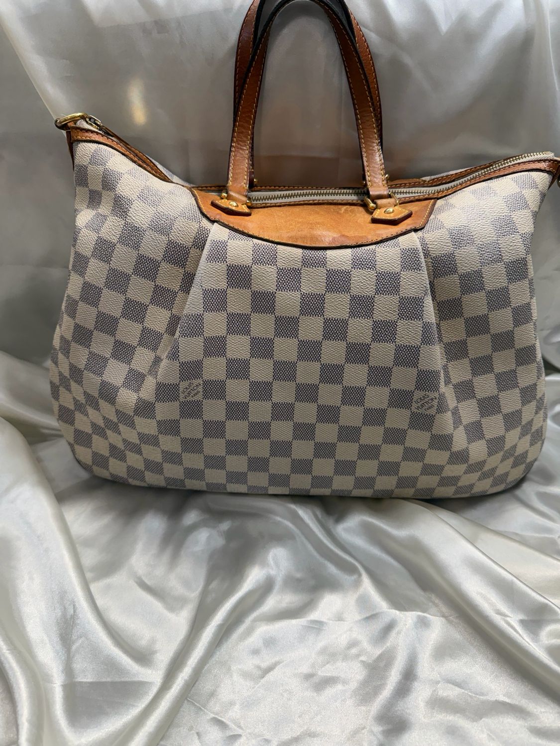Louis Vuitton Damier Azur Siracusa Gm Sling