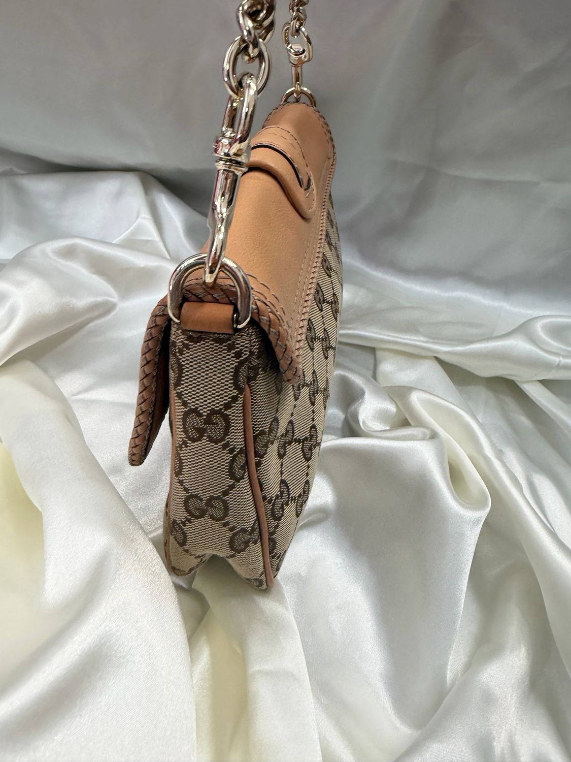 Gucci Marrackech Flap Clutch Hobo Shoulder in Brown