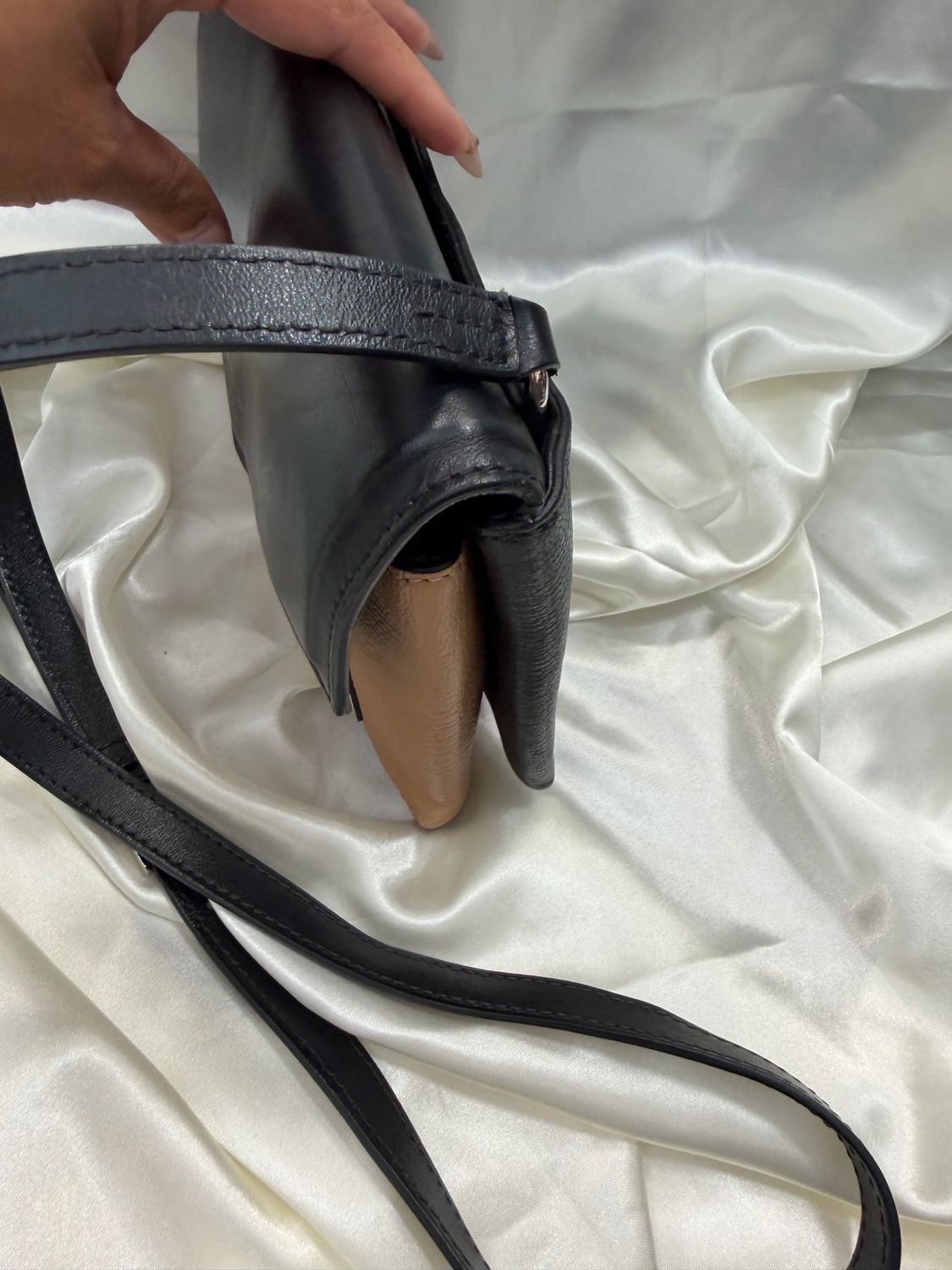 Givenchy Duetto Calfskin Envelope Flap Sling Crossbosy in Brown