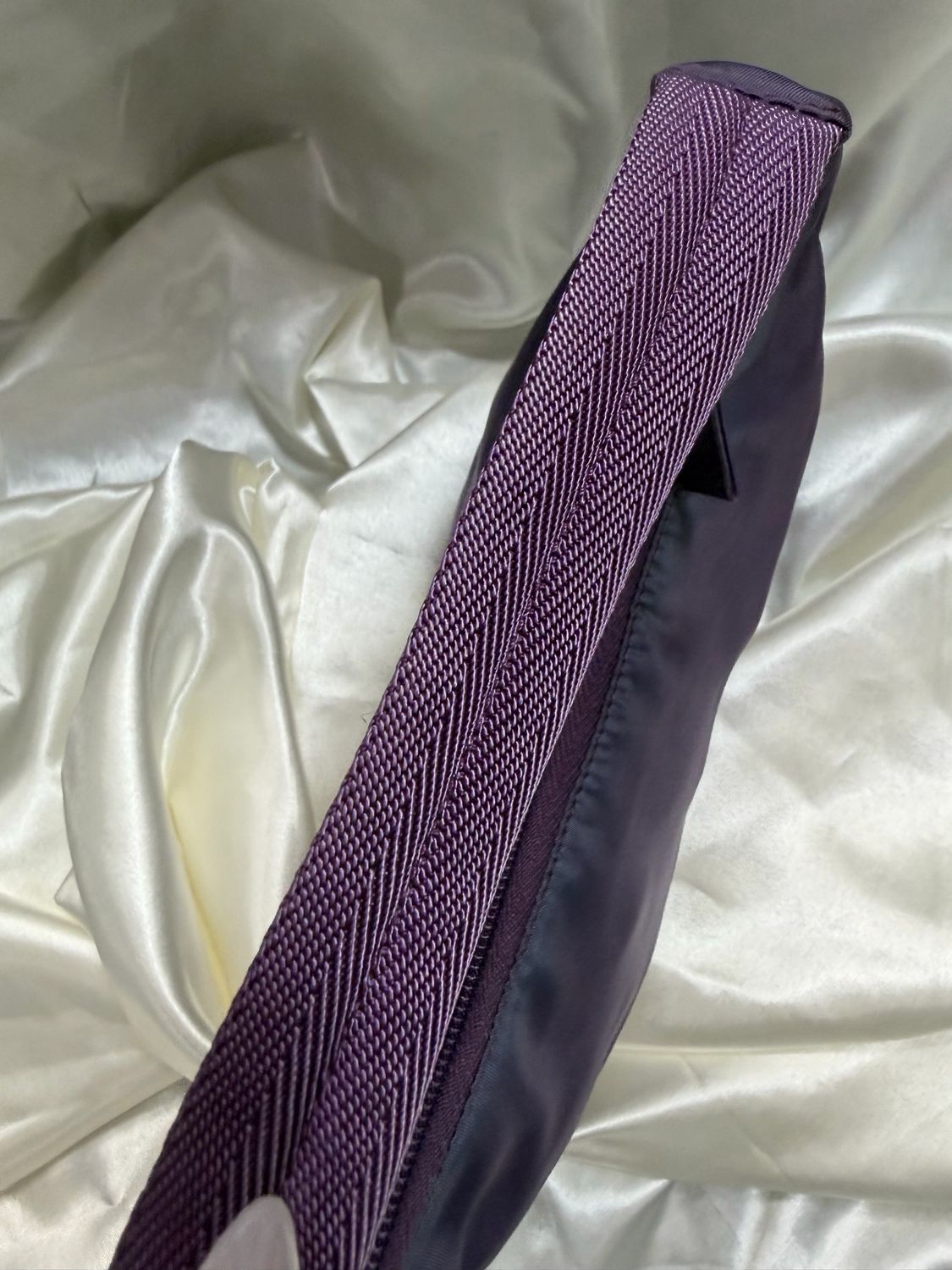 Prada Nylon Tessuto Hobo Shoulder Zipper in Purple