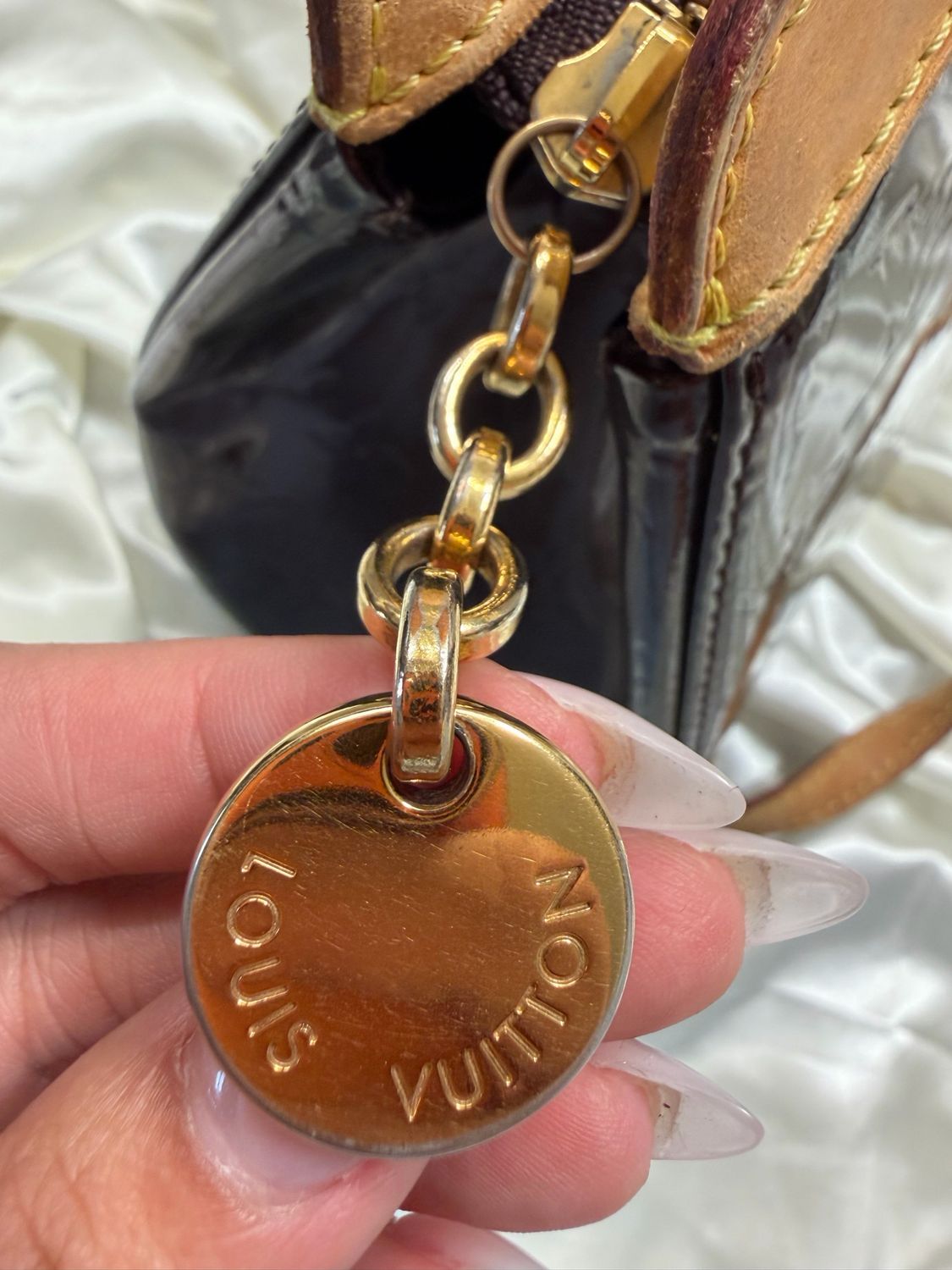 Louis Vuitton Brea Mm Amarante Shoulder 