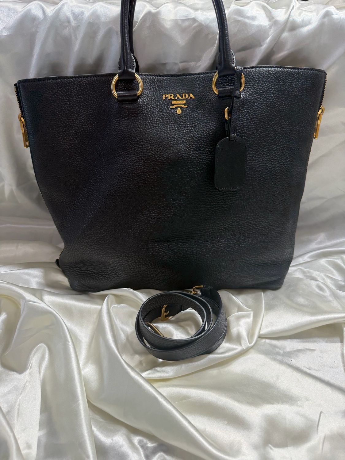 Prada Vitello Daino Zippers Crossbody Sling in Black