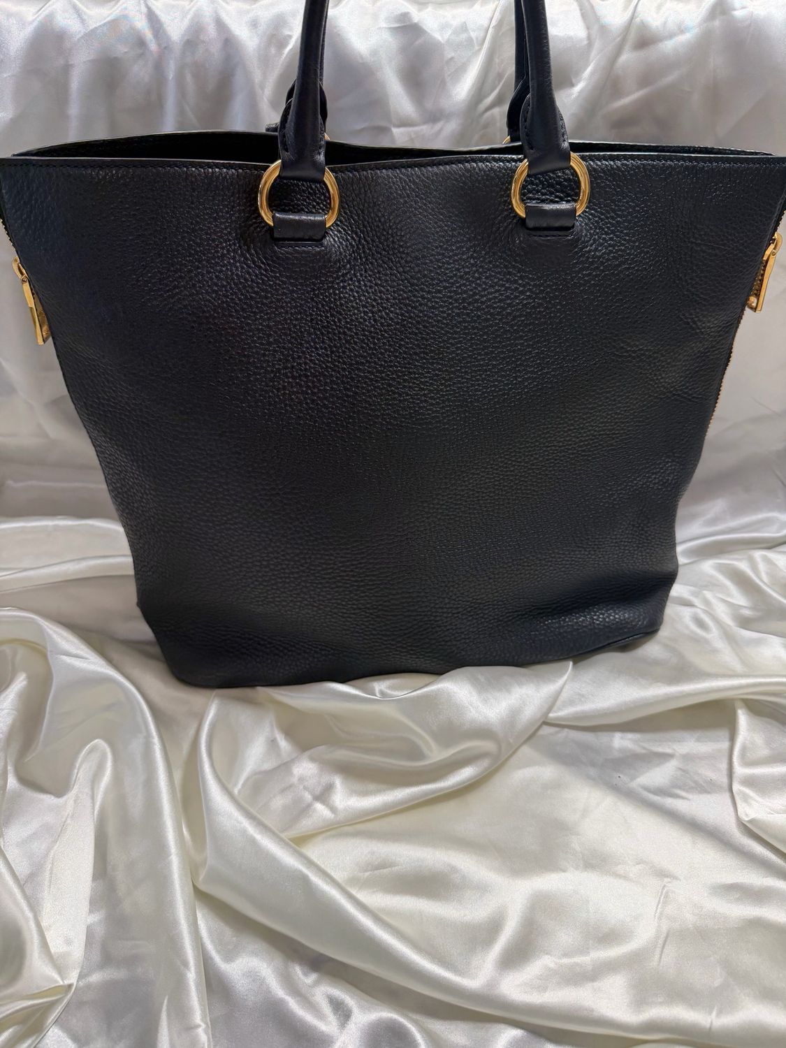 Prada Vitello Daino Zippers Crossbody Sling in Black