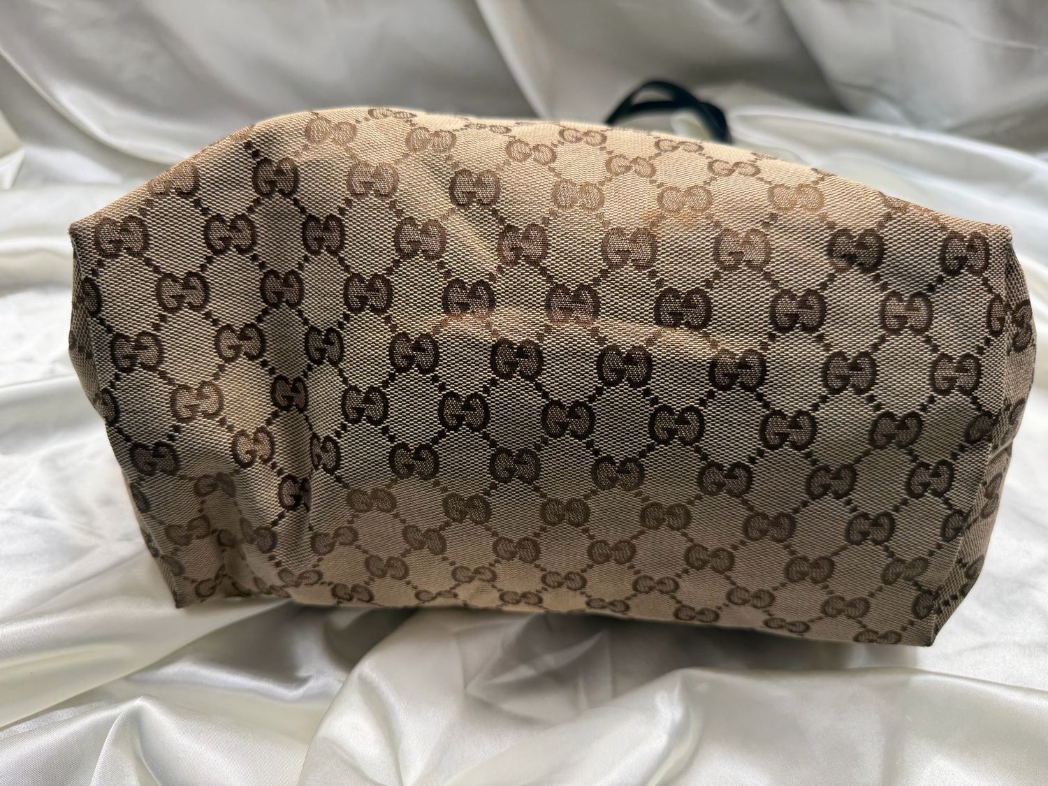 Gucci Monogram Jolie Charm Shoulder Bag