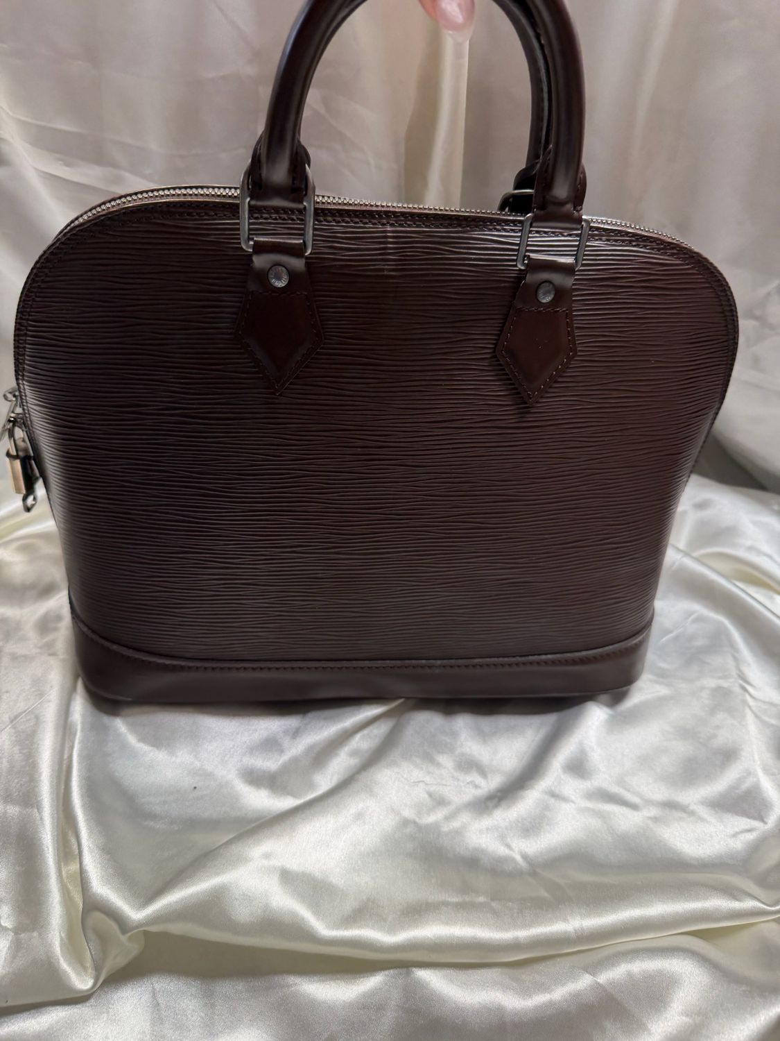 Louis Vuitton Alma Epi Pm Dome Satchel Top Handle in Brown