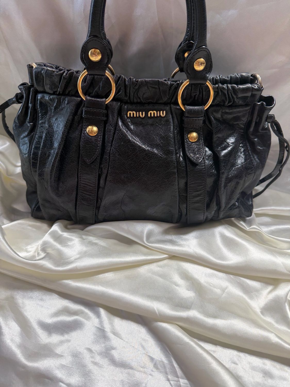 Miu Miu Vitello Lux Tote Drawstring in Black