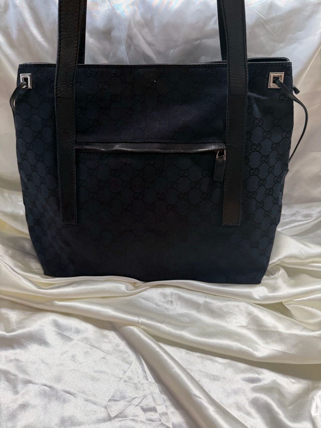Gucci Mongram Canvas Denim Tote Front Zipper in Black