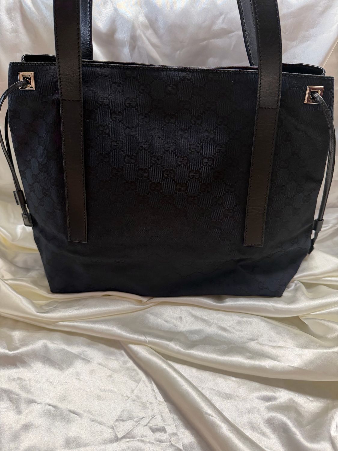Gucci Mongram Canvas Denim Tote Front Zipper in Black