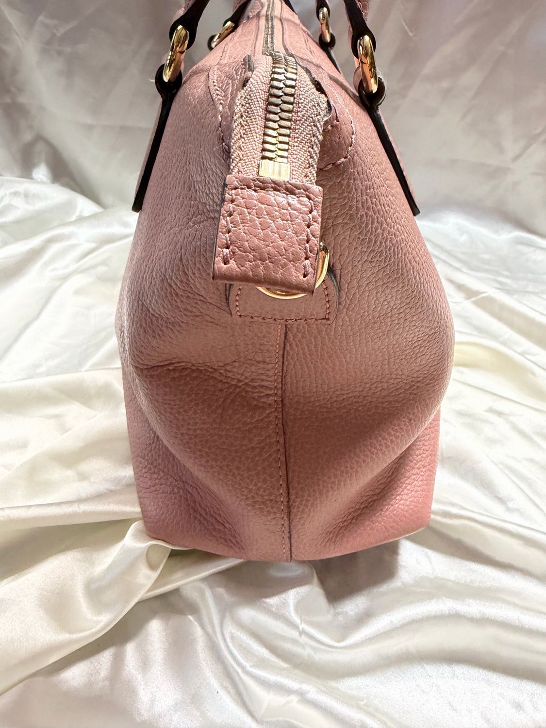 Gucci Pebbled Leather Convertible Dollar Interlocking Sling Crossbody