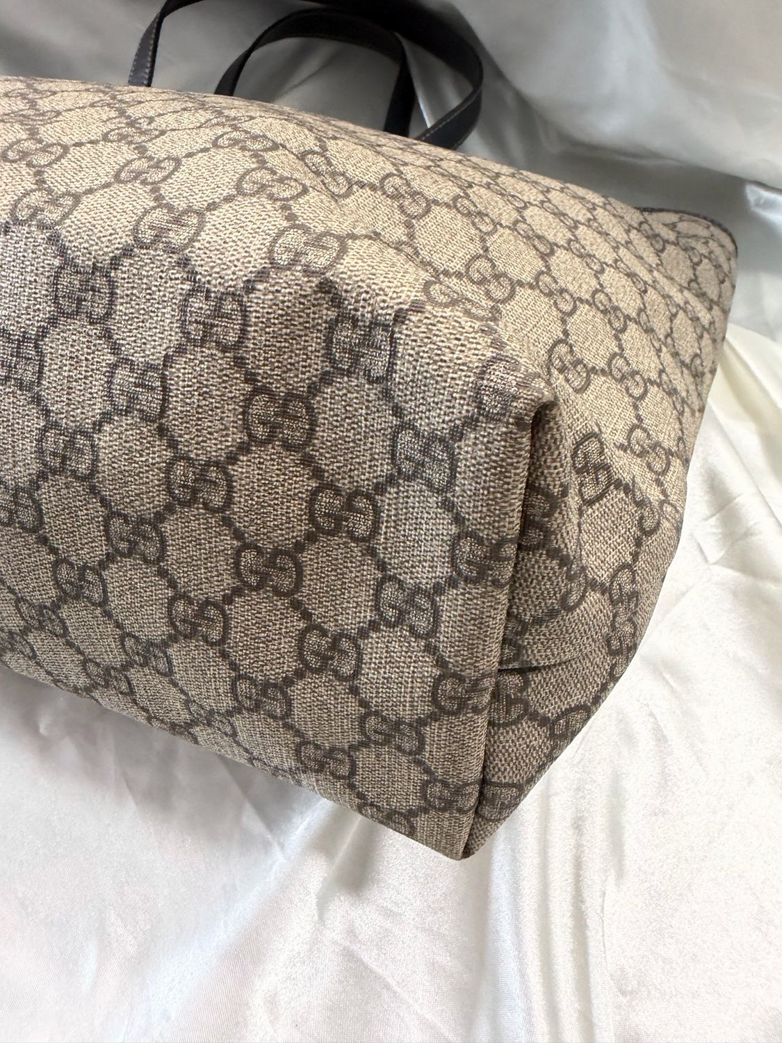 Gucci Monogram Supreme Plus Zipper Tote Shoulder Bag