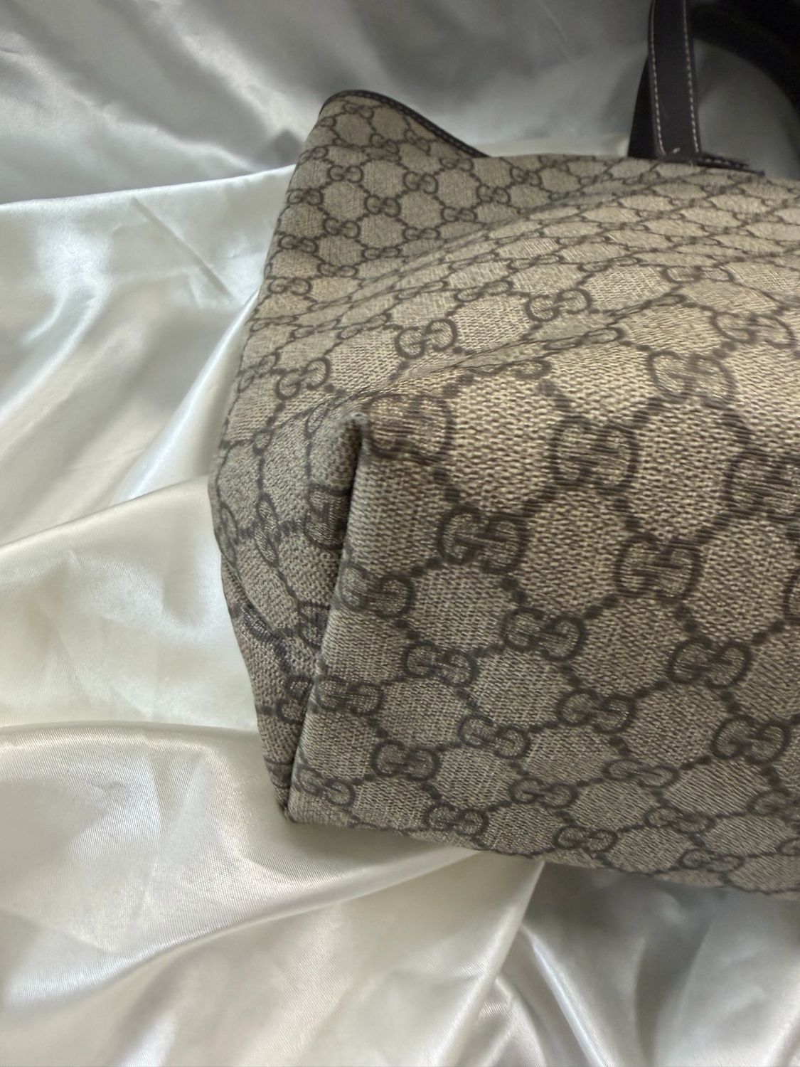 Gucci Monogram Supreme Plus Zipper Tote Shoulder Bag
