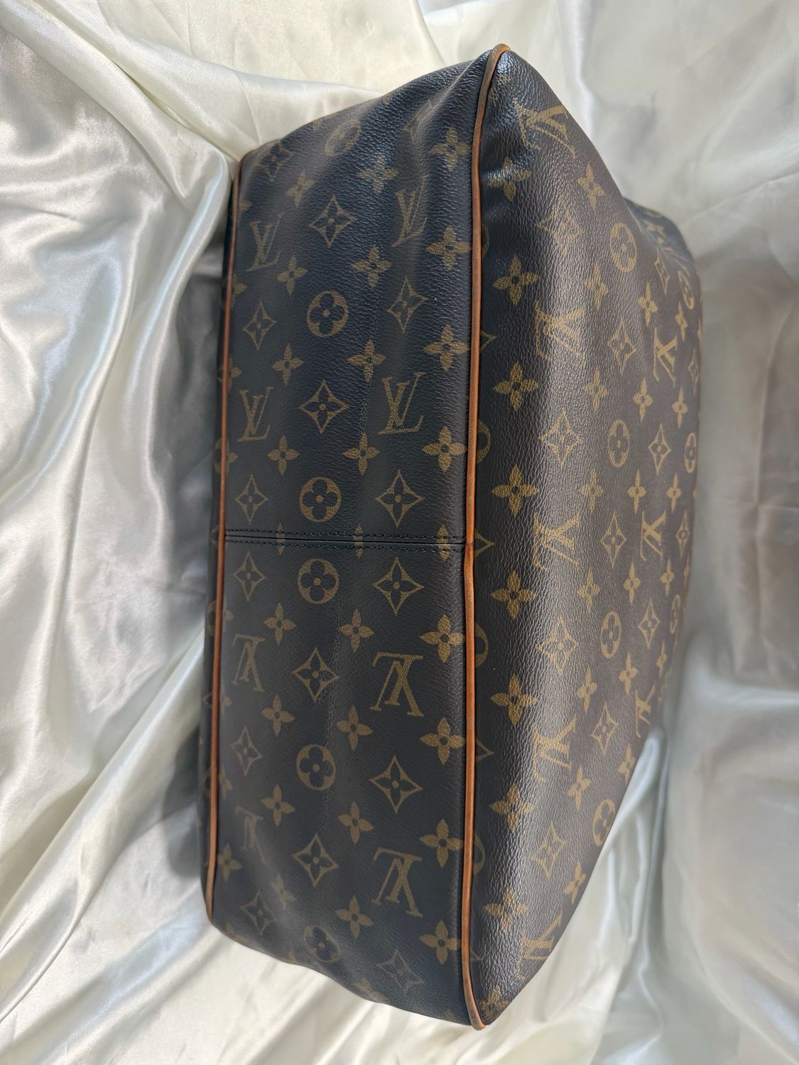 Louis Vuitton Monogram Delightful Mm Hobo Shoulder Bag