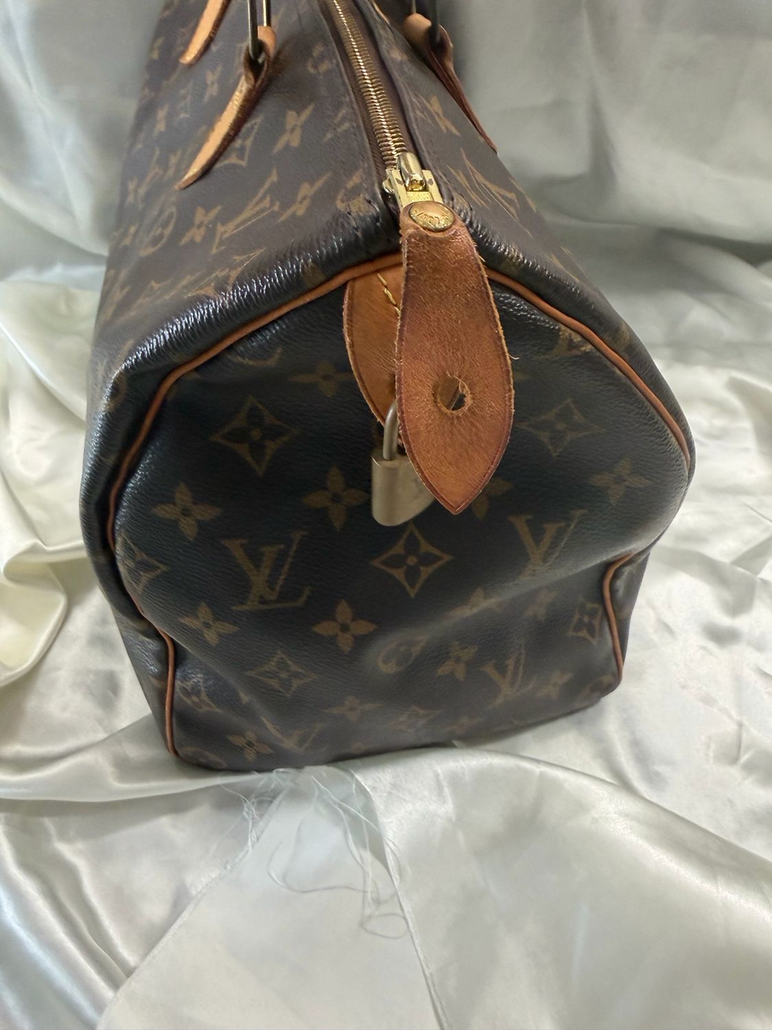 Louis Vuitton Monogram Speedy 35 Boston Bowler Satchel