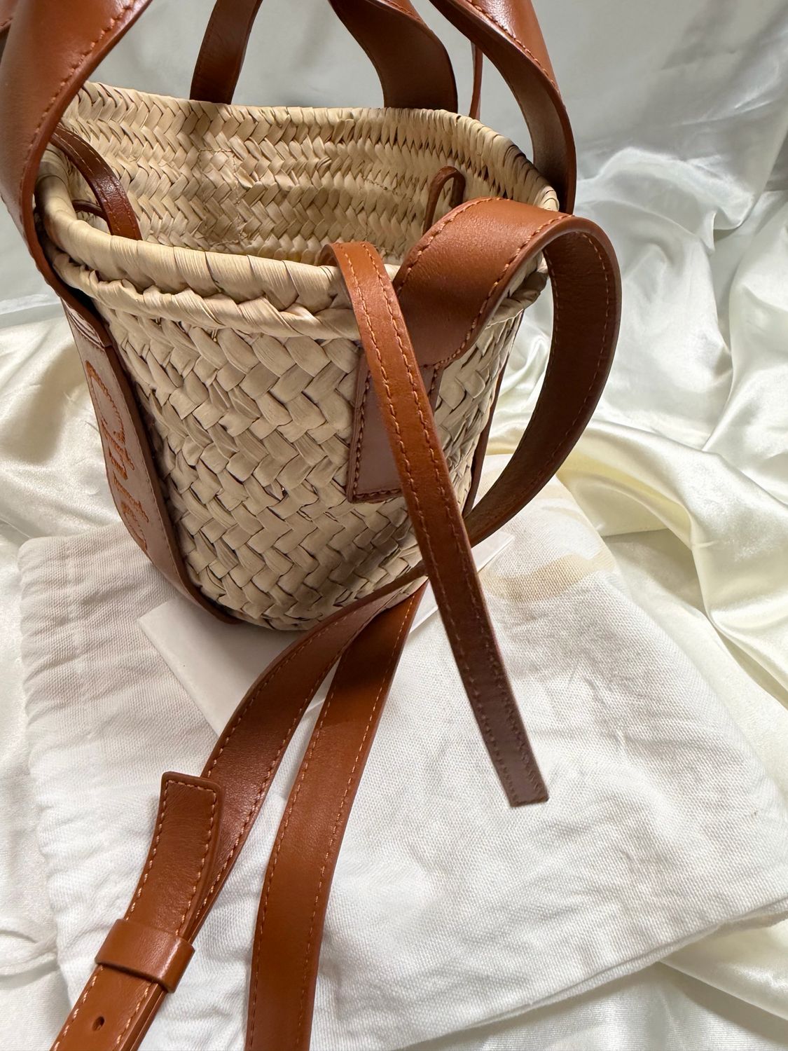Chloe Raffia Sense Smooth Calfskin Small Basket Crossbody