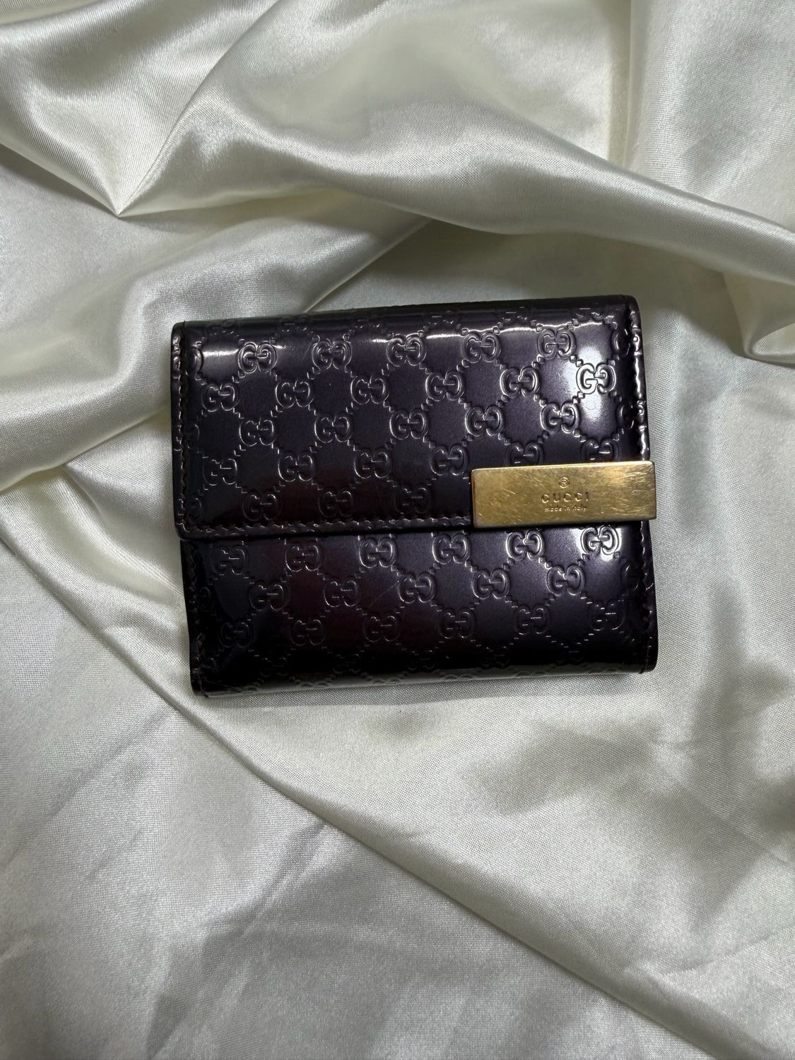 Gucci Micro Monogram Wallet Trifold Compact Patent in Purple
