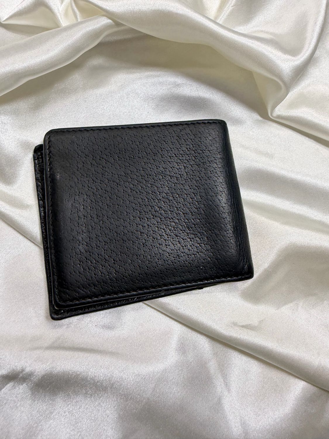Gucci Animalier Bifold Mens Wallet in Black