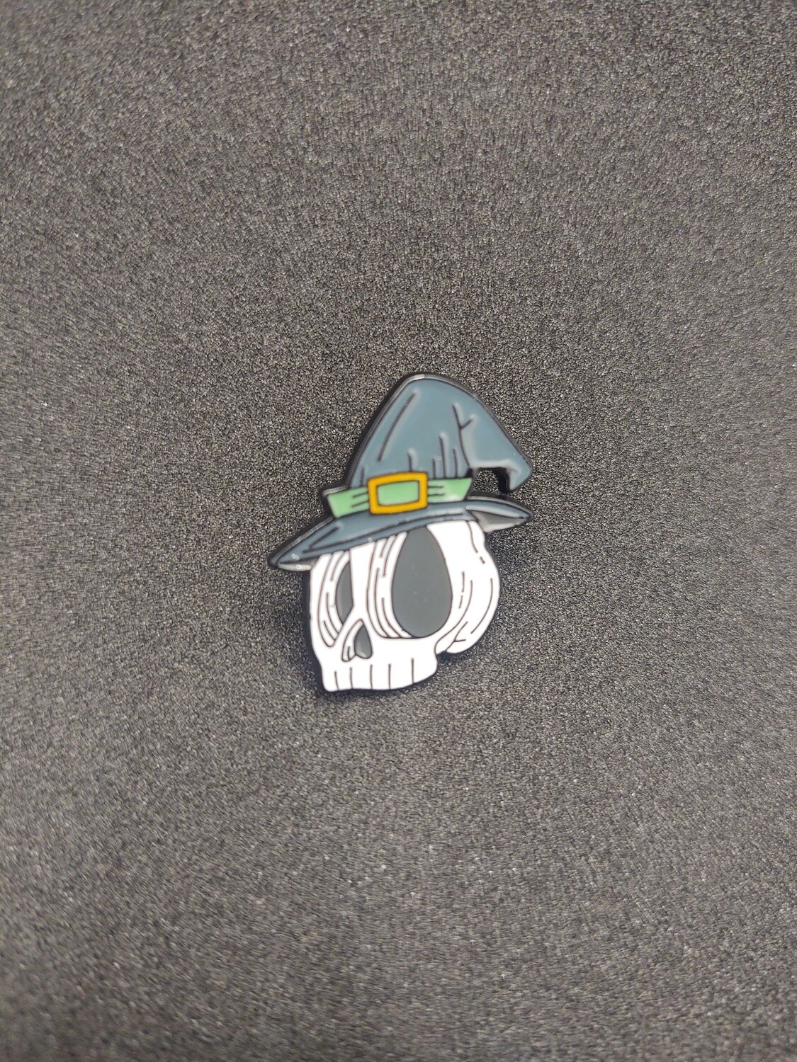 Skull Witch Hat Pin