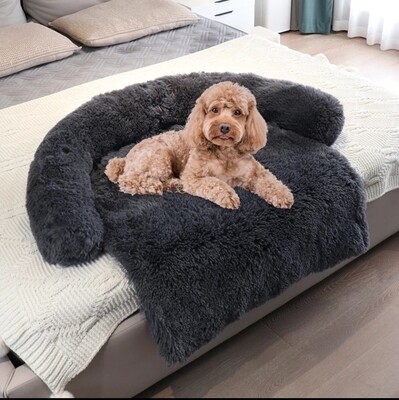 Plush Bed - Cats &amp; Dogs.