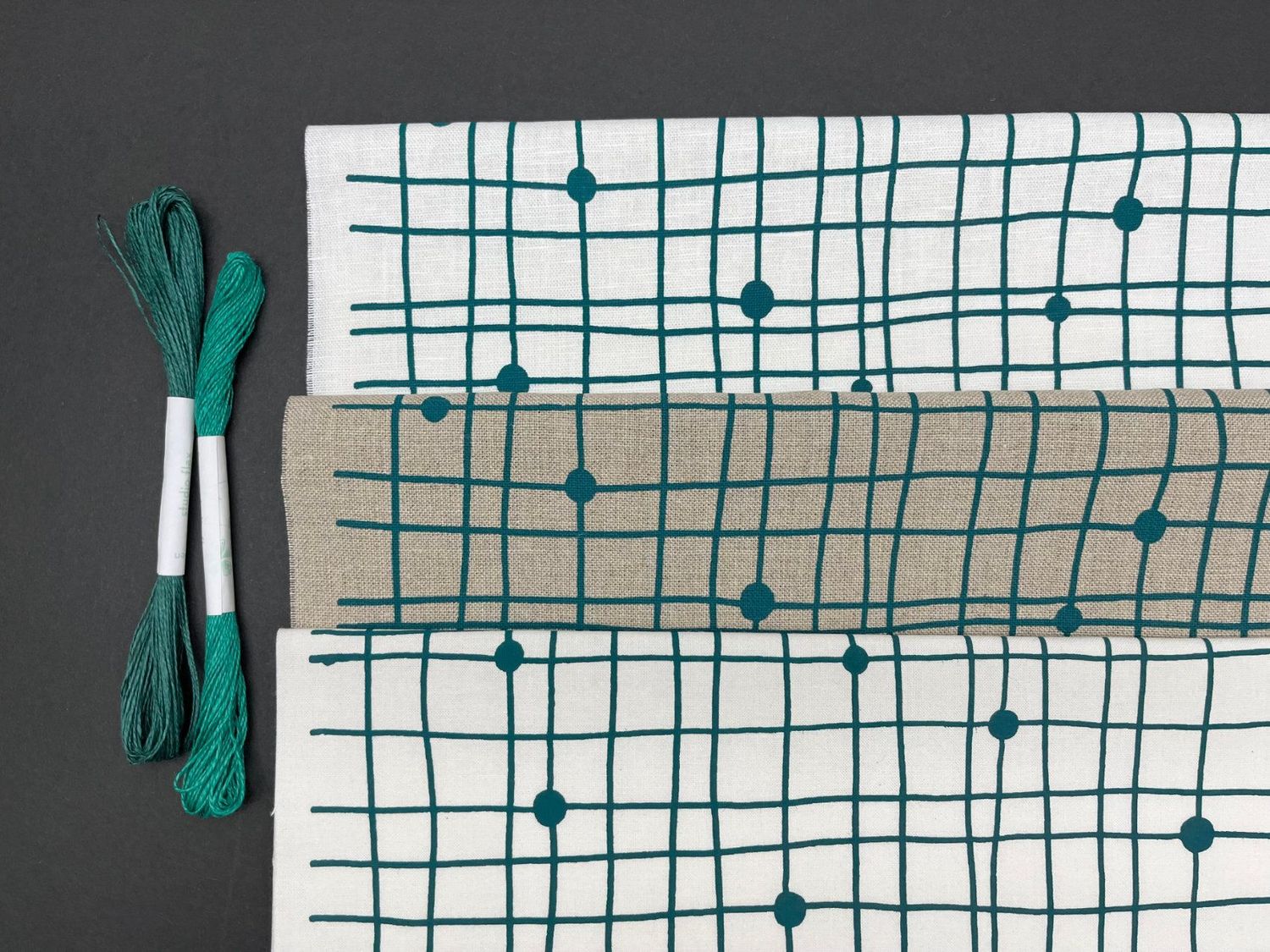 Teal Grid, Choose a fabric: white cotton