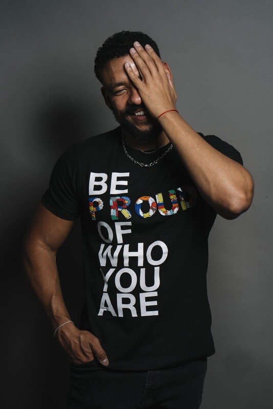 PROUD BLACK - T-Shirt