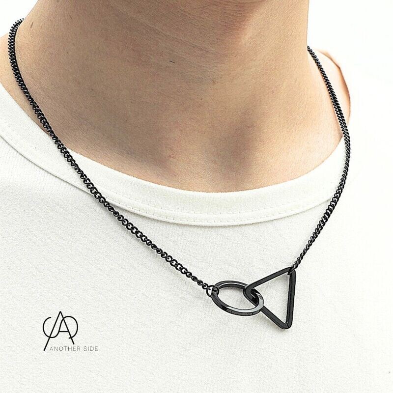 CIRCULAE BLACK - Necklace