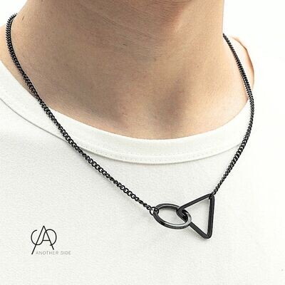 CIRCULAE BLACK - Necklace